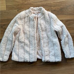 Boutique Summers brand Cream Jacket Faux Shearling Cozy Winter Coat size M